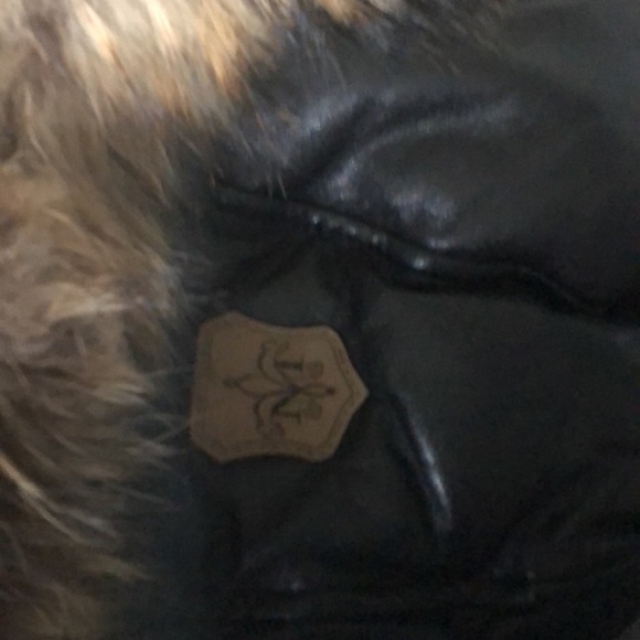 Like new softy leather jacket - Picture 3 of 9